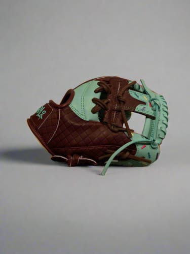 New Turn2 Frosted Elite Baseball Glove 11.5" RHT