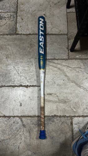Sofball bat easton