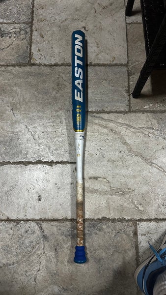 Sofball bat easton