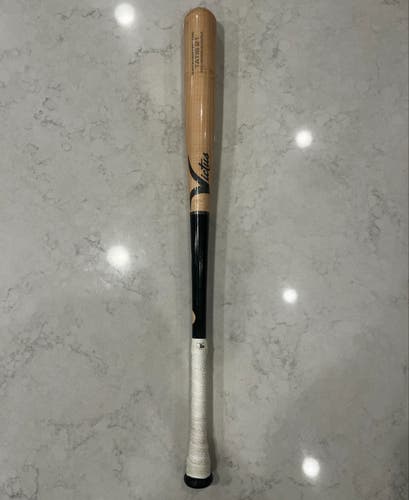 Used 2023 Victus Tatis21 BBCOR Certified Bat (-3) Maple 30 oz 33"