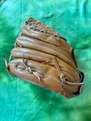 Brown Used Wilson Right Hand Throw Pitcher's Baseball Glove