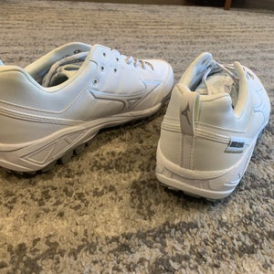 Mizuno Softball turf cleats