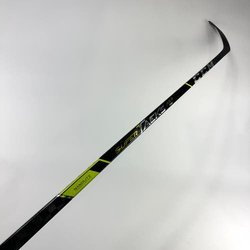 New Right CCM Super Tacks AS3 Pro | 90 Flex P28 Curve Grip | Bowey | M668 / M667