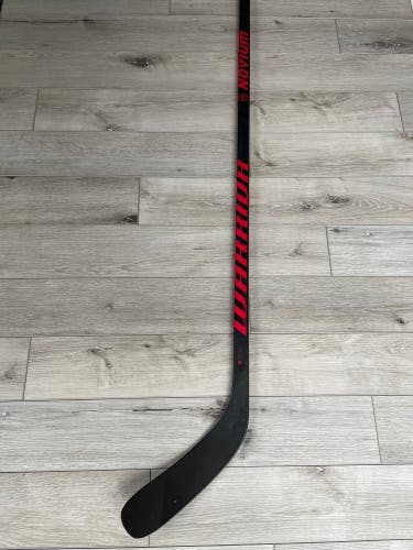 Senior Warrior Novium SP W88 Right Grip 85 Flex Hockey Stick