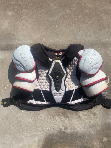 CCM Tacks Pro/Bauer Vapor Caps Shoulder Pads