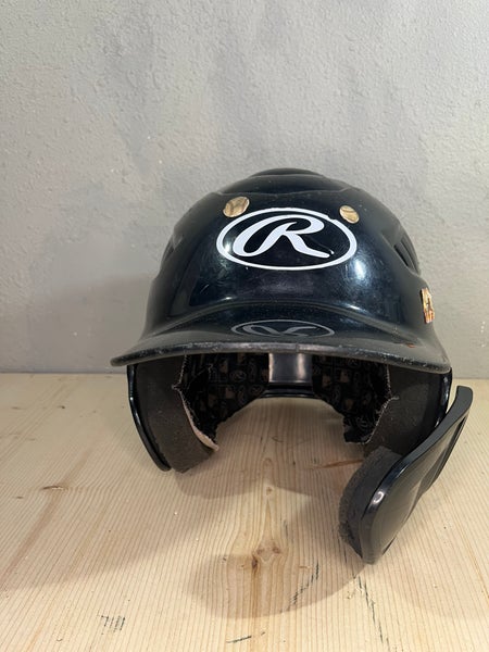 Black Used 6 1/4-6 7/8 Rawlings CFTBH-R1 Batting Helmet