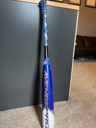 Used 2023 AXE Avenge Pro USSSA Certified Bat (-10) Composite 20 oz 30"