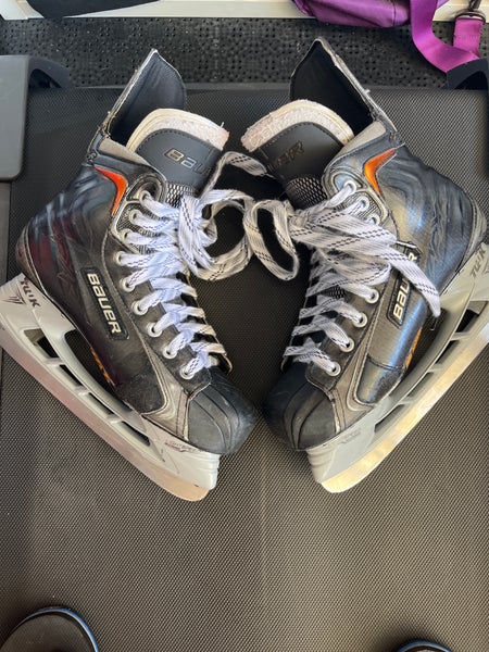 Used Senior Bauer Vapor APXR Hockey Skates Regular Width 7.5
