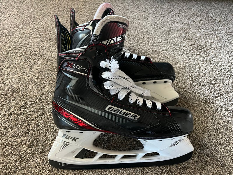 Used Senior Bauer Regular Width 8.5 Vapor X LTX Pro Hockey Skates