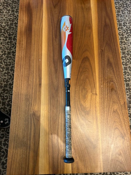 Demarini Voodoo bat