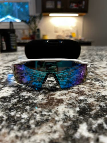 Oakley Radar EV Path