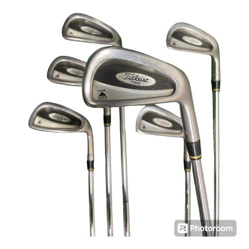 Titleist DCI 762 Iron Set 4-PW (No 9) Dynamic Gold S Flex Steel Shafts RH *READ*