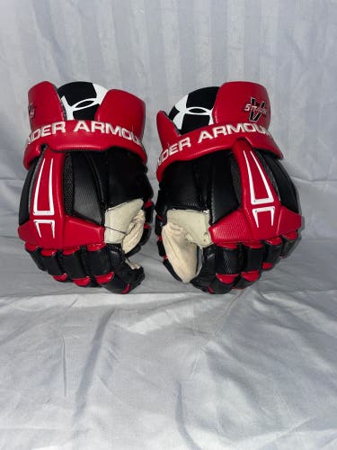 UA Command Gloves