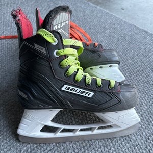 Used Bauer Size 2.5 Ns Hockey Skates