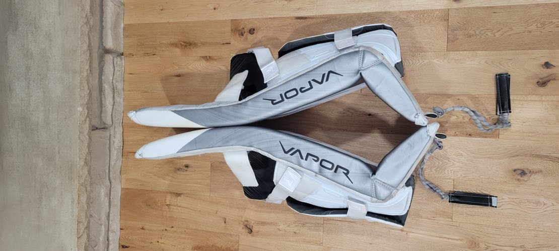 XL(36")Bauer Hyperlite 2 Goalie Leg Pads Pro Stock