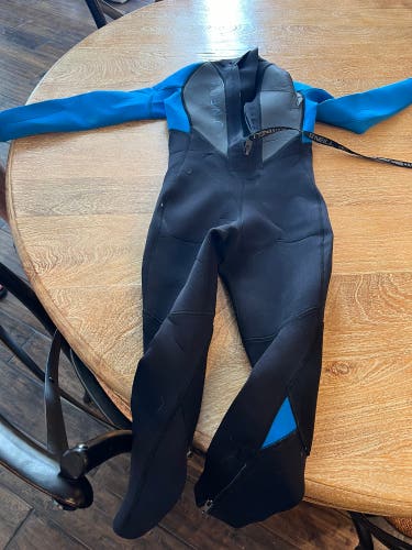 Fullsuit 2mm O'Neill Wetsuit