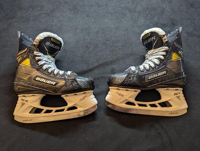 Bauer Supreme 3S Pro Hockey Skates Size 1D