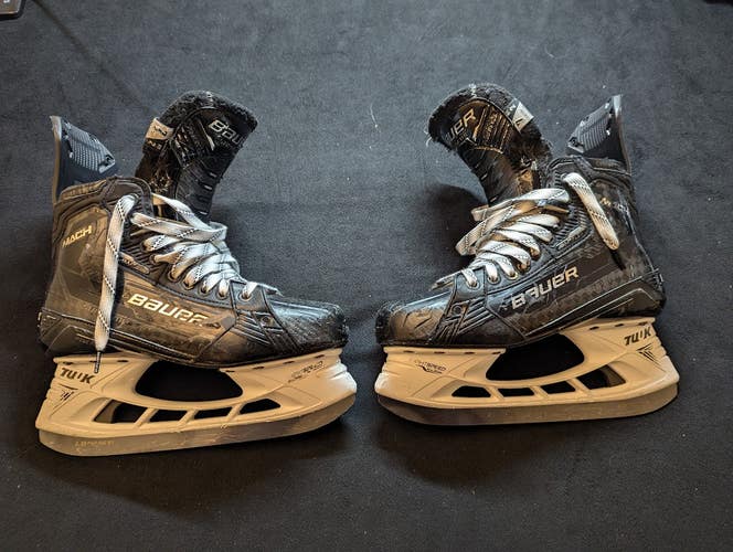 Used Bauer Supreme Mach Hockey Skates Size 7 Fit 2