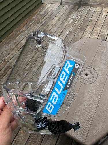 Bauer concept3 shield