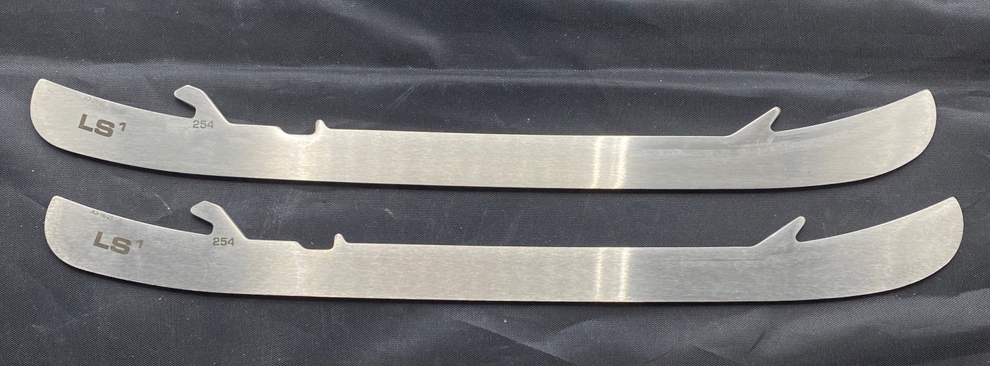 NEW Bauer LS1 Lightspeed Edge Runners, Size 254