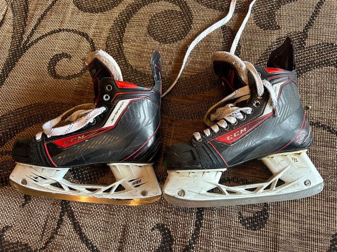 CCM Jetspeed Hockey Skates