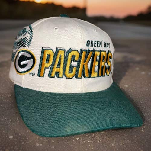 Vintage Green Bay Packers Sports Specialties White Shadow Logo Snapback Cap Hat