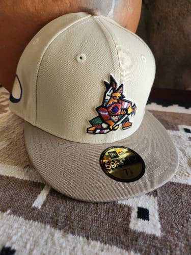 Arizona Coyotes New Era 59Fifty Creme/Tan Fitted Kachina Hat Size 7 1/8 NWT