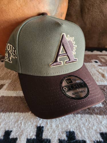 Arizona Coyotes New Era Green/Brown A Sun Adjustable Hat NWT