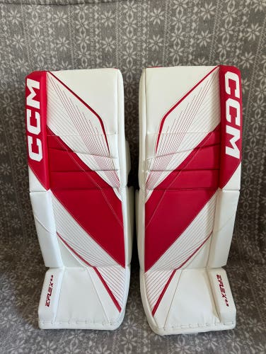 New Intermediate 31”+1” CCM EFLEX 6.9 Goalie Leg Pads Red/White