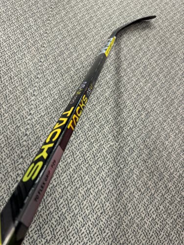 CCM AS-VI Pro 70 flex P29 curve left hand stick