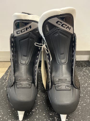 New Intermediate CCM JetSpeed FT675 Hockey Skates Regular Width 6.5