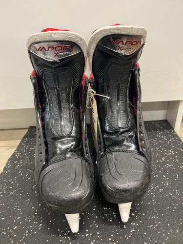 Used Senior Bauer Vapor X5 Pro Hockey Skates Regular Width 8