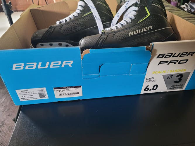 Used Senior Bauer Pro Hockey Goalie Skates EEE Size 6