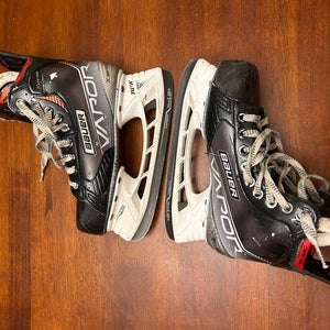 Used Intermediate Bauer Size 5.5 Vapor X3.7 Hockey Skates