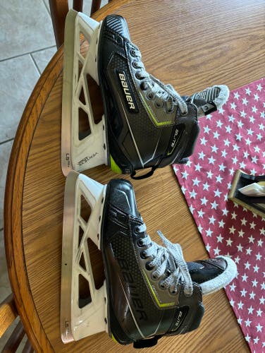 Used Junior Bauer Regular Width Size 3 Elite Hockey Goalie Skates