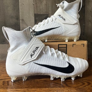 Nike Alpha Menace Elite 2 Flyknit Football Cleats AO3374-101 Men's Size 11
