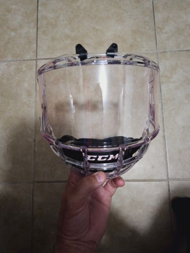 CCM FV1 Shield Bubble in Excellent Condition