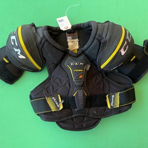 Used Medium Junior CCM Tacks 7092 Shoulder Pads