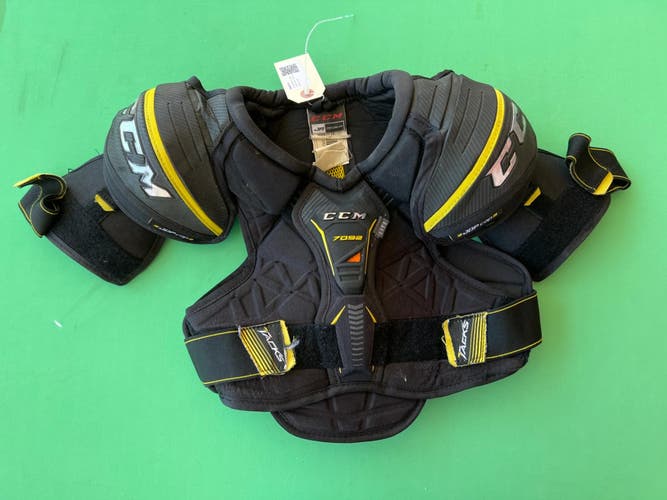 Used Medium Junior CCM Tacks 7092 Shoulder Pads