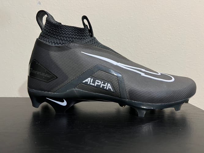 Nike Alpha Menace Elite 3 Football Cleats Black Grey White Men's Size 11 CT6648-010.