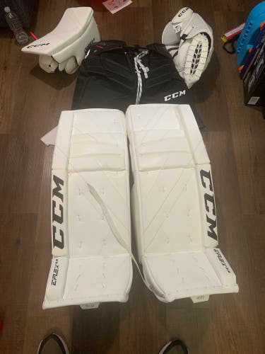 CCM Goalie pads