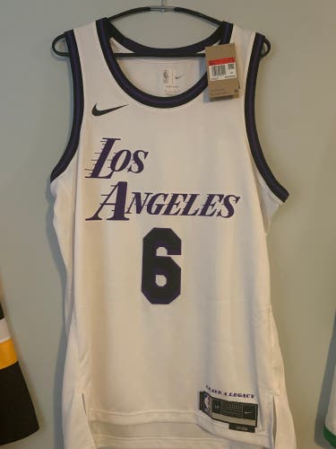 Lebron James Los Angeles Lakers Jersey