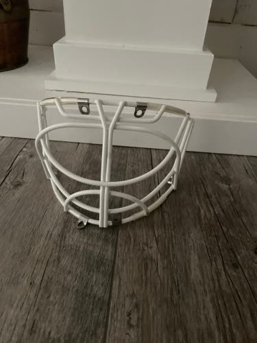 Bauer 960 White and Chrome Cat Eye