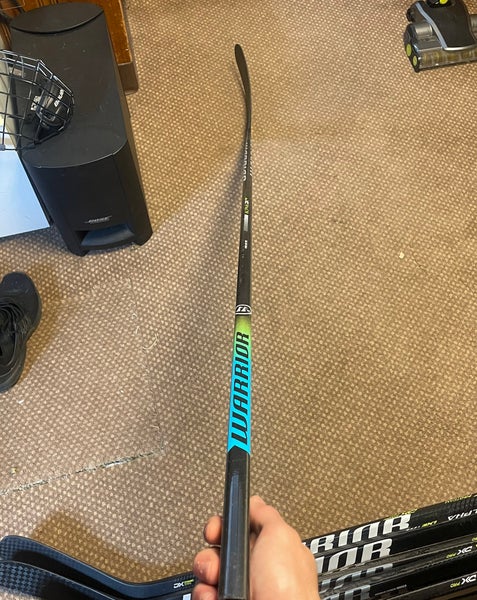 Alpha DX Pro Senior Warrior Right Handed W90 (P92) Grip Pro Stock Hockey Stick
