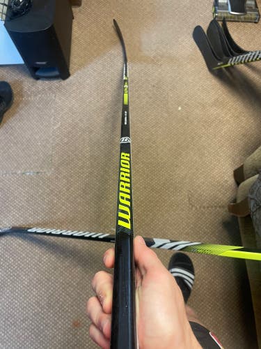 New Alpha DX Pro Team Sr W88 100 Flex Grip Hockey Stick