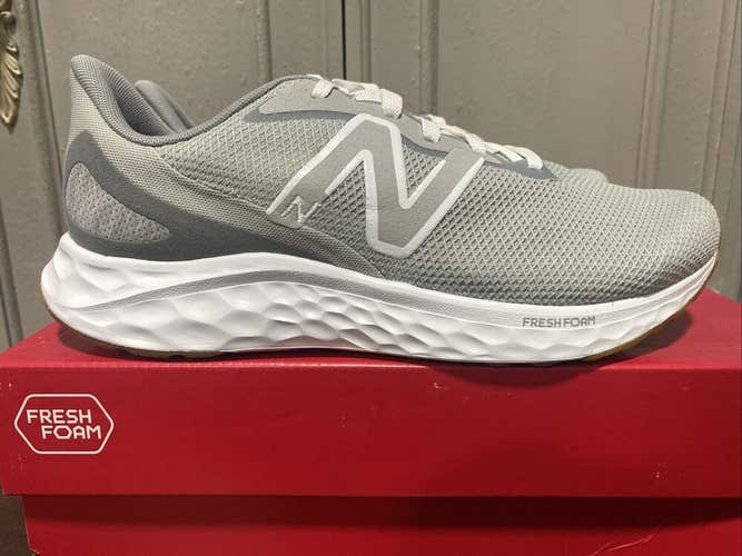 New Balance Men's Fresh Foam Arishi V4 Running Shoe Size 10 4E WIDE NEW IN BOX