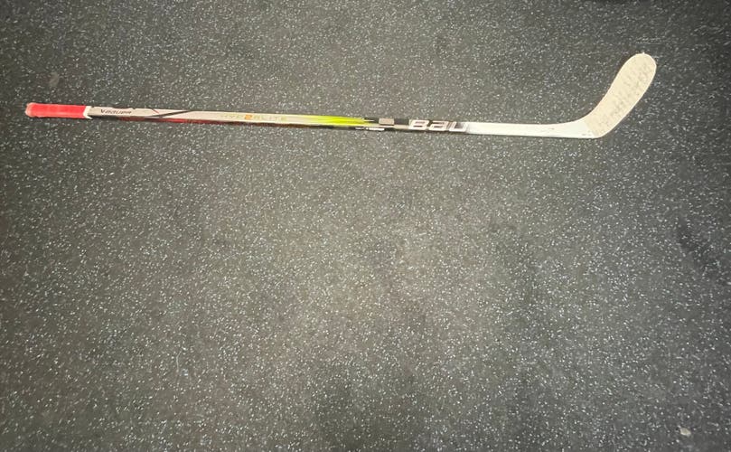 Used Senior Bauer Left Hand P28  Vapor Hyperlite 2 Hockey Stick
