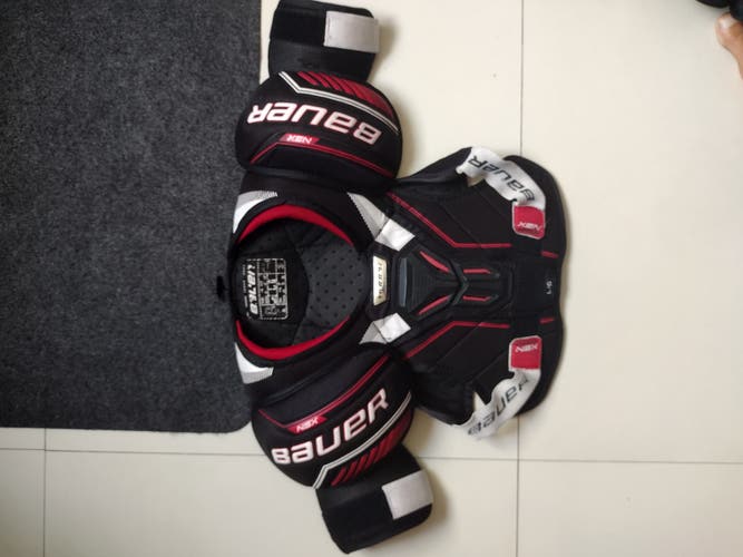 Used Large Junior Bauer NSX Shoulder Pads