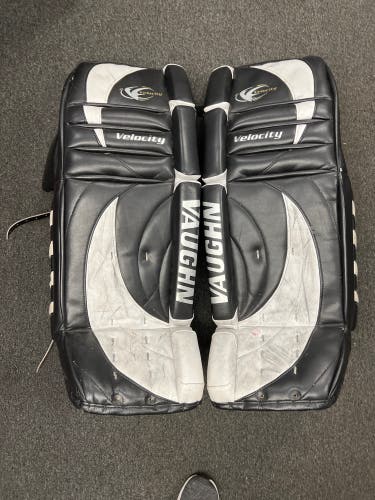 Vaughn Velocity 7000 36" Goalie Leg Pads