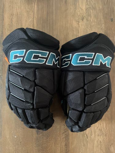 Pro Stock CCM Jetspeed HGPJSPP Gloves 13” Sharks